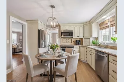 69 Newman Ave, Verona Twp., NJ 07044 - Photo 17