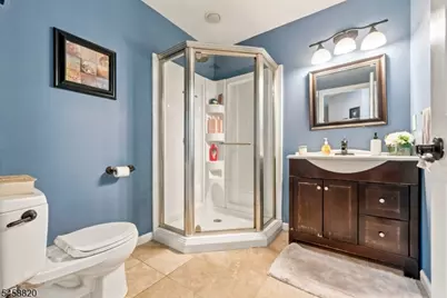 172 Rafkind Rd, Bloomingdale, NJ 07403 - Photo 25