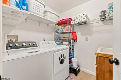 172 Rafkind Rd, Bloomingdale, NJ 07403 - Photo 23