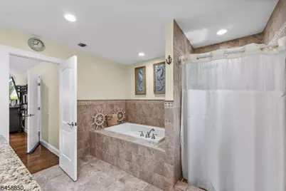 39 Paterson Ave, Clifton, NJ 07014 - Photo 25