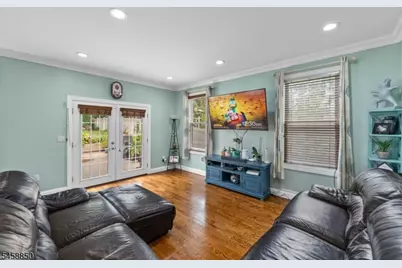 39 Paterson Ave, Clifton, NJ 07014 - Photo 17