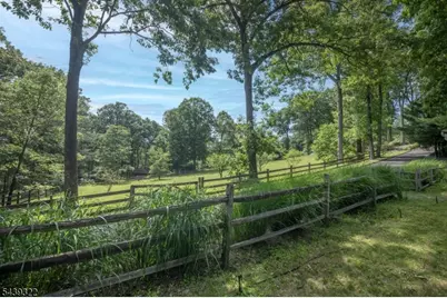 235 Mountainside Rd, Mendham Township, NJ 07945 - Photo 33