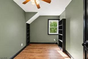 20 Shawnee Rd, Hopatcong, NJ 07843 - Photo 33