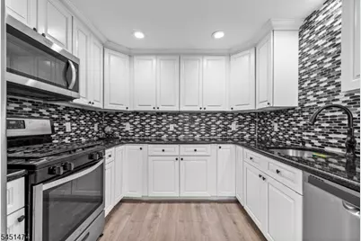 20 Shawnee Rd, Hopatcong, NJ 07843 - Photo 3