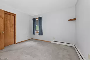400 Bellis Rd, Holland Township, NJ 08804 - Photo 17