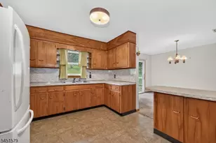 400 Bellis Rd, Holland Township, NJ 08804 - Photo 9