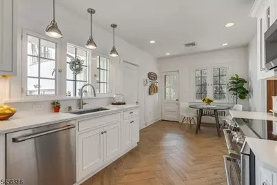 251 Tuttle Pkwy, Westfield, NJ 07090 - Photo 15