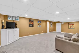 12 Poppy Dr, Hillsborough Township, NJ 08844 - Photo 37