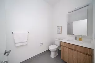 44 Irvine Turner Blvd, Newark, NJ 07103 - Photo 15