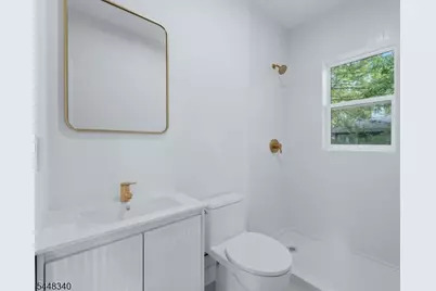 126 Fieldstone Dr, Springfield, NJ 07081 - Photo 11