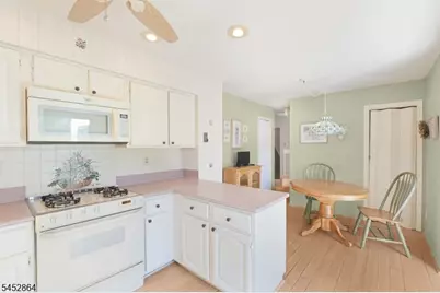 250 Ridgedale Ave #3, Florham Park, NJ 07932 - Photo 3