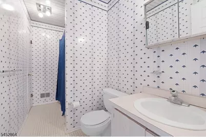 250 Ridgedale Ave #3, Florham Park, NJ 07932 - Photo 23