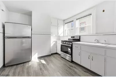 8 Witherspoon St, Nutley, NJ 07110 - Photo 9