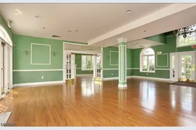 201 Swathmore Dr, Nutley, NJ 07110 - Photo 7