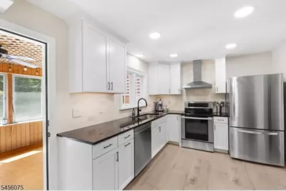 32 Foothill Dr, Lincoln Park, NJ 07035 - Photo 13