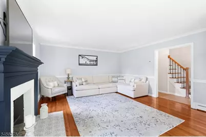 32 Foothill Dr, Lincoln Park, NJ 07035 - Photo 9