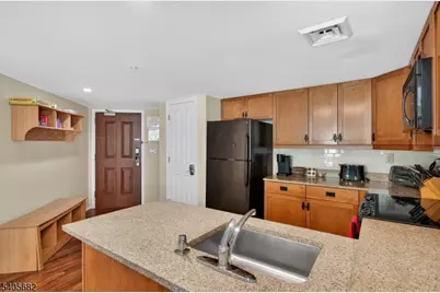 200 State Rt 94 Unit #301, Vernon, NJ 07462 - Photo 9