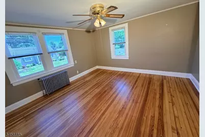 23 Ferro Monte Ave, Roxbury Township, NJ 07847 - Photo 11