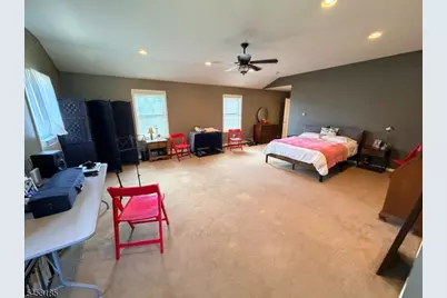23 Ferro Monte Ave, Roxbury Township, NJ 07847 - Photo 15