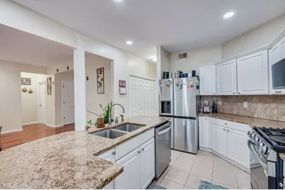 8 McBride Way, Bridgewater, NJ 08807 - Photo 11