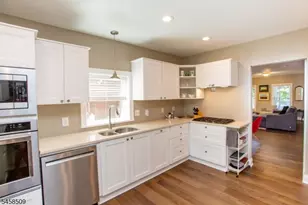 266 N Union St, Lambertville, NJ 08530 - Photo 19