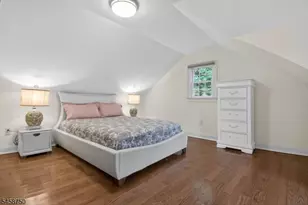 25 Wellington Ave, Millburn, NJ 07078 - Photo 37