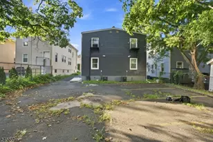 84 Mission St, Montclair, NJ 07042 - Photo 3