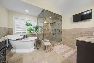 6 Philhower Ct, Denville Twp., NJ 07834 - Photo 31