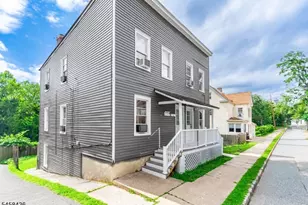 30 Willow St, Morristown, NJ 07960 - Photo 3