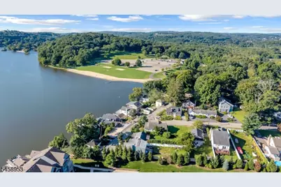 91 Randolph Ave, Hopatcong, NJ 07843 - Photo 33