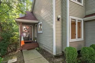 2 Ridgeview Terrace, Jefferson Township, NJ 07438 - Photo 3