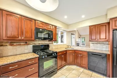 2 Ridgeview Ter, Jefferson Township, NJ 07438 - Photo 9