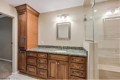 2 Ridgeview Ter, Jefferson Township, NJ 07438 - Photo 17