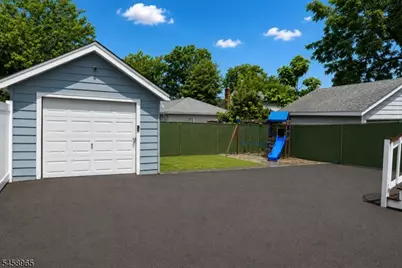 17 Prospect St, Belleville, NJ 07109 - Photo 33