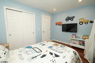 17 Prospect St, Belleville, NJ 07109 - Photo 17