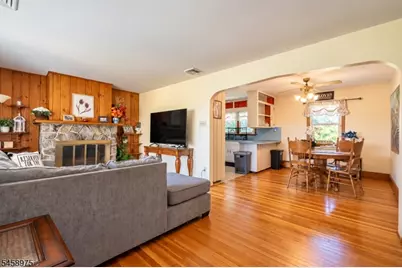 281 E Asbury Anderson Rd, Washington Township, NJ 07882 - Photo 5