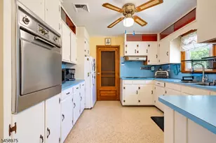 281 E Asbury Anderson Rd, Washington Township, NJ 07882 - Photo 11