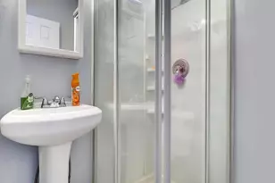 606 E 3rd Ave, Roselle, NJ 07203 - Photo 9