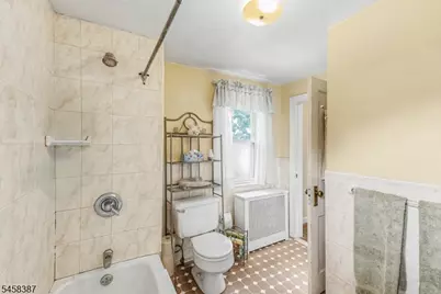 137 McKinley Ave, East Hanover Township, NJ 07936 - Photo 29