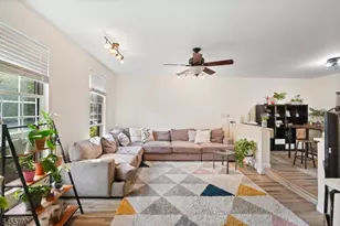 403 Bradford Ct, Hillsborough Township, NJ 08844 - Photo 7