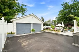 354 Highland Ave, Orange, NJ 07050 - Photo 29