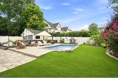 354 Highland Ave, Orange, NJ 07050 - Photo 33