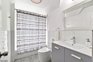 354 Highland Ave, Orange, NJ 07050 - Photo 21