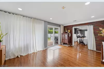 198 Cornell Ave, Rahway, NJ 07065 - Photo 27