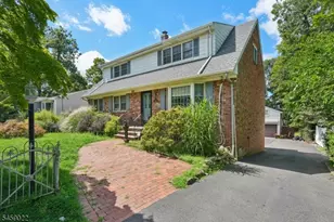 36 Page Dr, Oakland, NJ 07436 - Photo 3
