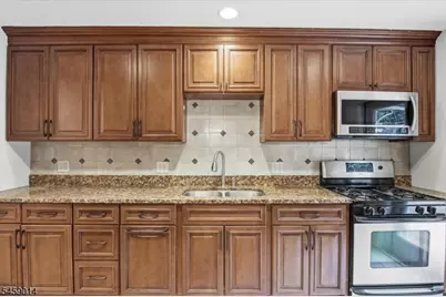 39 Park Rd, Parsippany, NJ 07054 - Photo 13