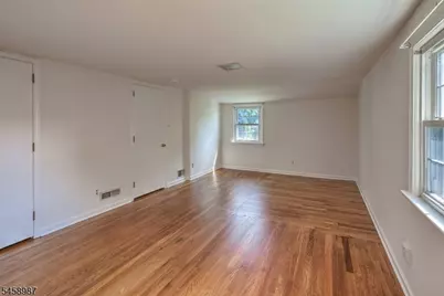 25 Fairview Dr E, Bernards Township, NJ 07920 - Photo 17