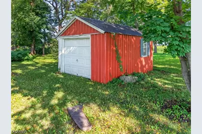 240 Willow Rd, Hillsborough Township, NJ 08844 - Photo 17
