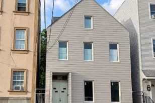 418 Walnut St, Newark, NJ 07105 - Photo 1
