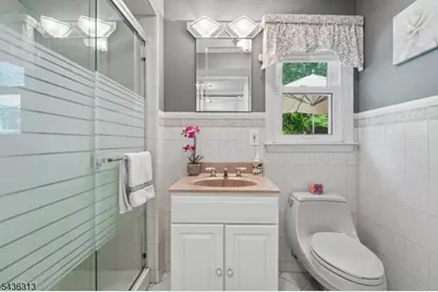 18 Mary Ellen Dr, Edison, NJ 08820 - Photo 33